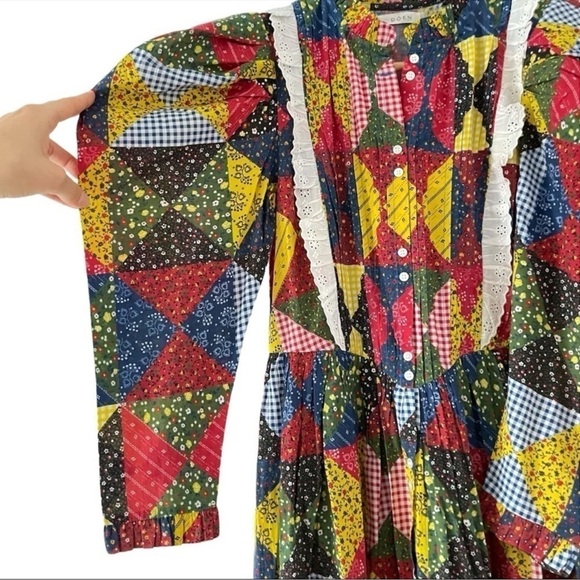 Doen Nicolette Dress in Countryside Patchwork Print - Picture 8 of 12